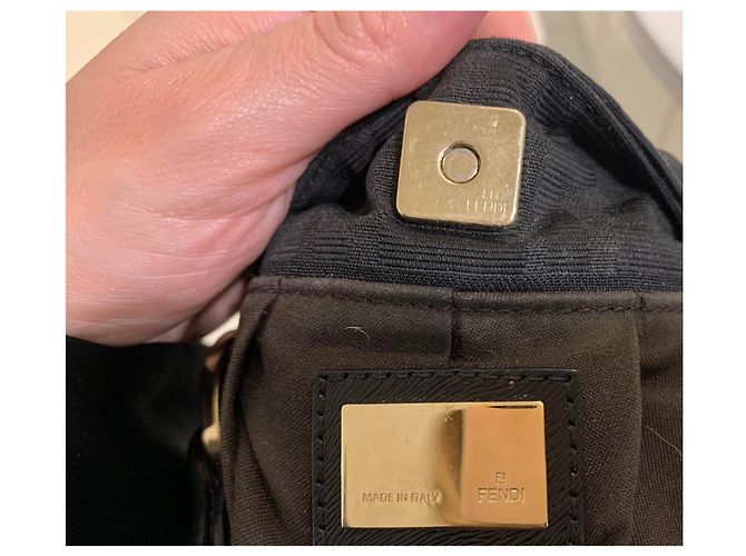 Fendi Mini Chef schwarze Tasche - Ansicht 10