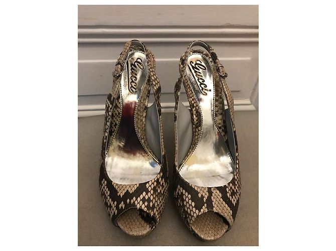 Sandálias Gucci em Python Cinza e Marrom Multicor - vista 2