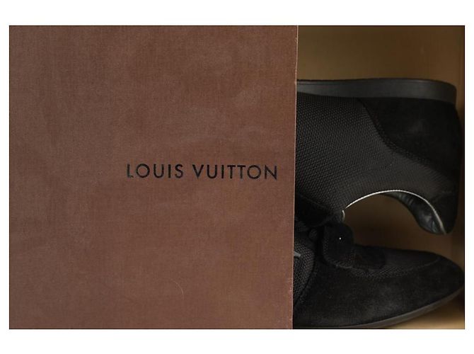 Louis Vuitton Zapatilla deportiva LV Initial Varsity Trainer Runner negra para hombre - vista 3