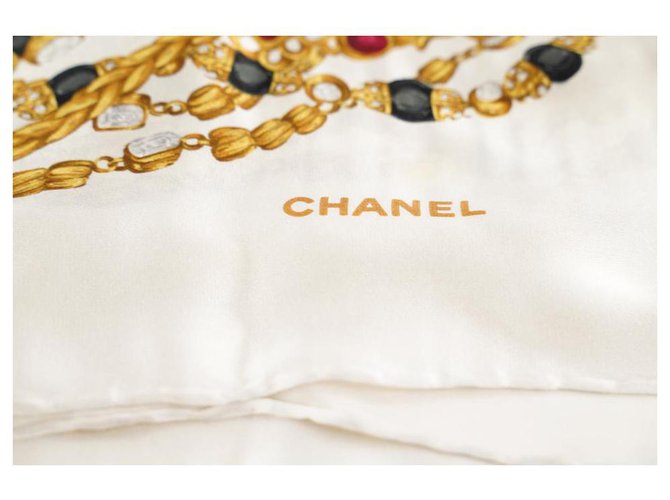 Chanel Sciarpa a catena Gripoix in seta bianca - vista 5