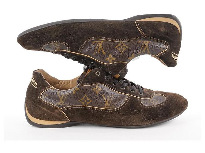 Louis Vuitton Männer LV10 oder US11 Brauner Wildleder Monogram Energie Sneaker - Ansicht 2