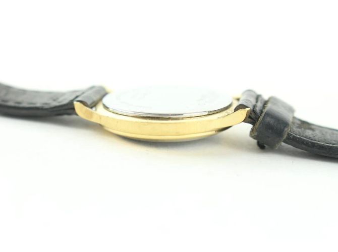 Movado 87 E4 0814 limitato 26mm Orologio da museo - vista 8