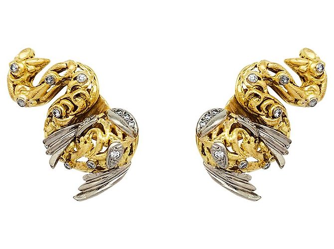 Orecchini Zolotas "Fish" in oro giallo, platino e diamanti. - vista 2