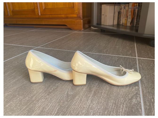 Repetto Camille bailarinas de charol beige 36 - vista 2