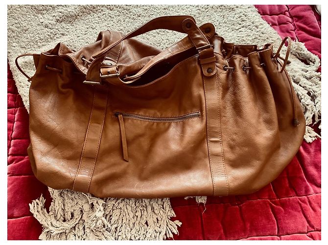 Borsa da viaggio Gerard Darel in pelle color caramello - vista 3