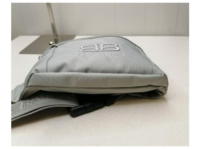 Balenciaga Beuteltasche Grau Segeltuch - Ansicht 4