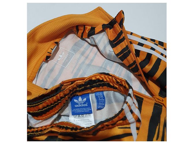 Completo Adidas giacca e pantaloni stampa zebra giallo nero Multicolore - vista 4