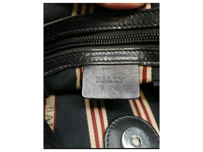 Borsa hobo Bally in pelle martellata nera Nero - vista 19