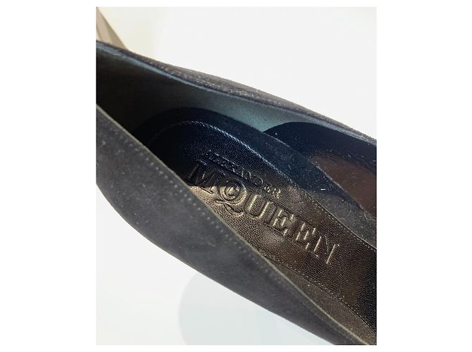 Alexander McQueen Décolleté in scamosciato nero 38 - vista 2