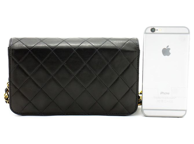 Pochette CHANEL per borsa a tracolla con patta e catena in pelle di agnello trapuntata nera Nero - vista 3