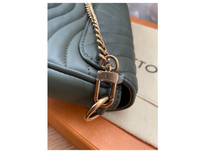 Louis Vuitton Multipochette new wave Verde oliva - vista 14