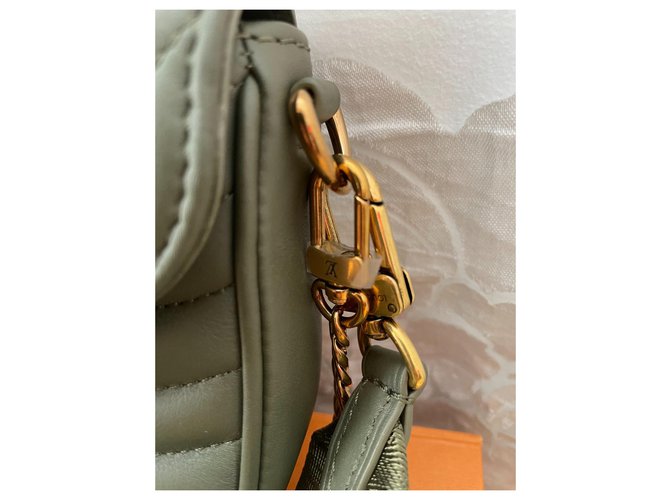 Louis Vuitton Multipochette new wave Verde oliva - vista 6