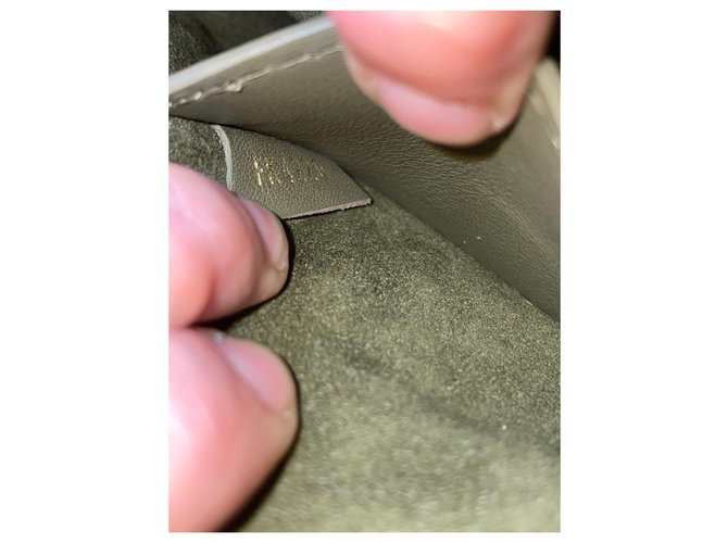 Louis Vuitton Multipochette new wave Verde oliva - vista 8