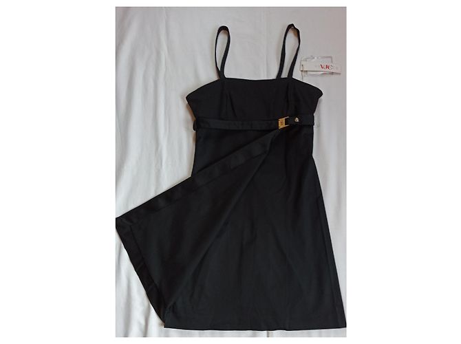 Versace Schwarzes Riemchenkleid mit Drapierung und Schlitz - Ansicht 2