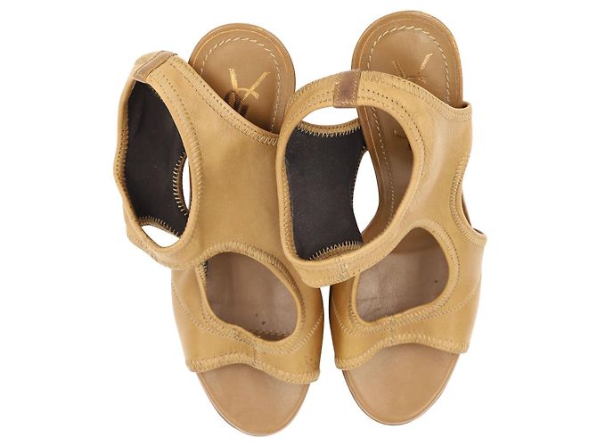 Sandali Yves Saint Laurent in nappa elasticizzata Marrone - vista 2