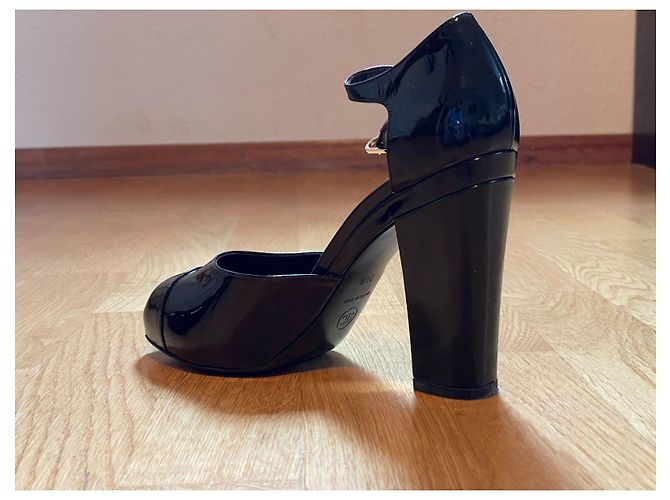Chanel Heels Black - view 6