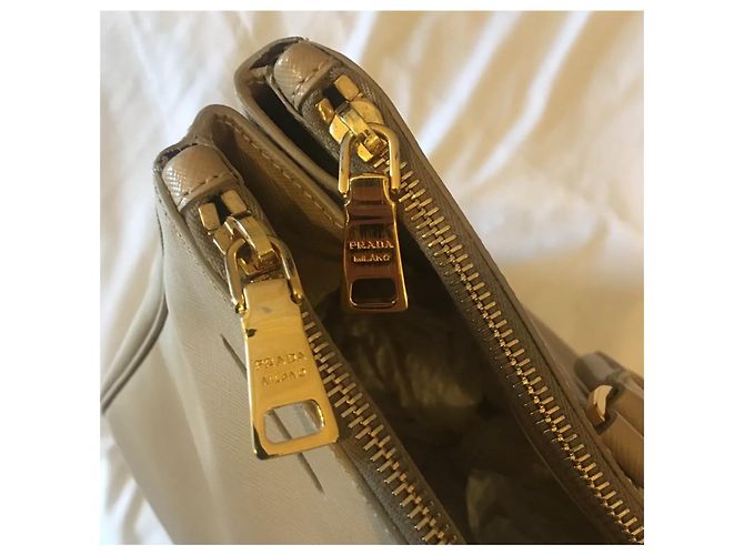 Tote Bag Prada Saffiano Lux in "Sabbia" Beige - vista 6
