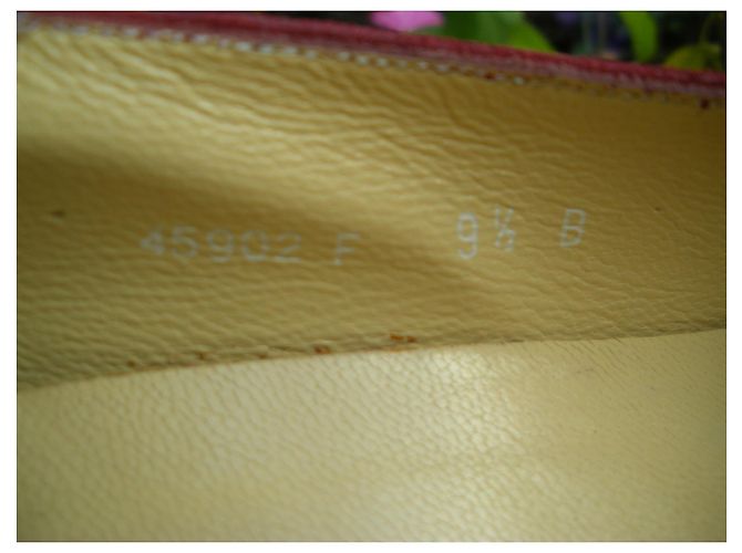 Charles Jourdan Pumps aus Hirschleder Rot 10cm Absatz - Ansicht 7