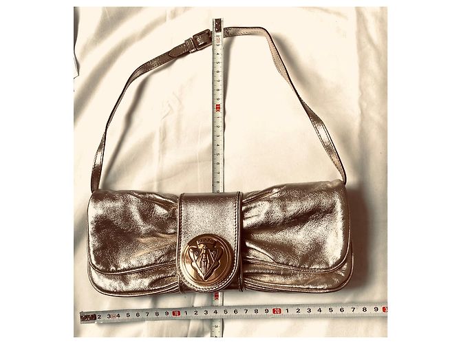 Pochette Gucci in pelle oro D'oro - vista 12