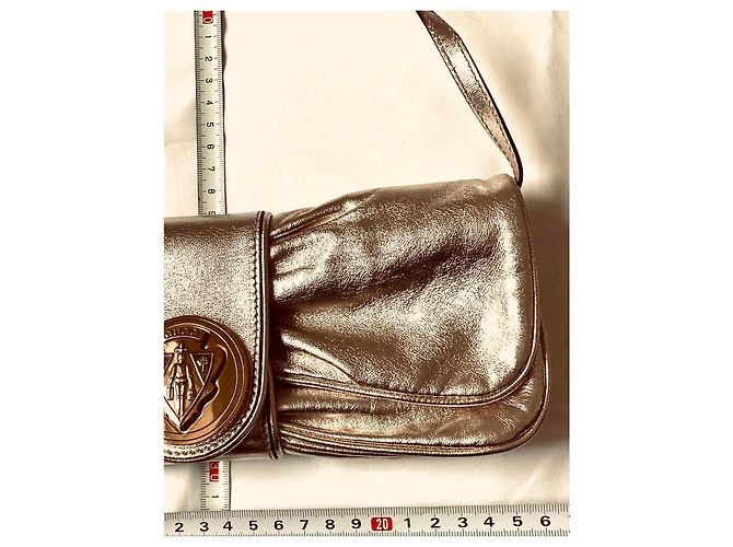 Pochette Gucci in pelle oro D'oro - vista 13