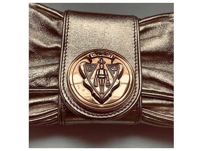 Pochette Gucci in pelle oro D'oro - vista 4