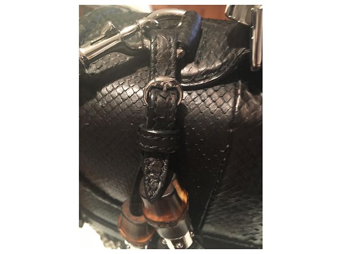 Gucci Bamboo Handtasche aus Pythonleder Schwarz Silber Hardware - Ansicht 16