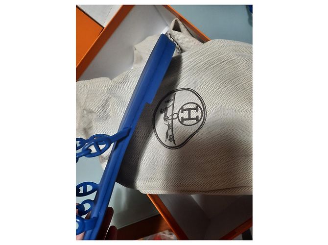 Autre Marque Chanel Rival Sandale Hellblau aus Gummi Größe 40 - Ansicht 4