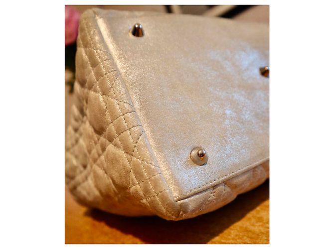Christian Dior Lady Dior MM Borsa in camoscio argento - vista 4