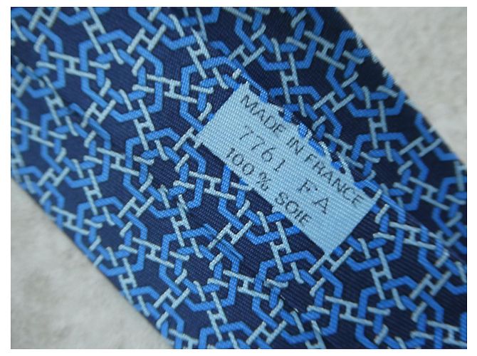 Hermès tie, new with its box Blue - view 6