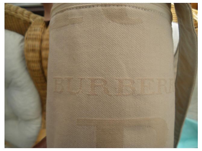 Funda para botella de agua Burberry de tela - vista 6