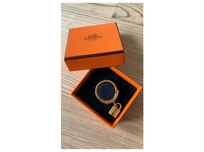Kelly Hermès Anillos Negro Dorado - vista 3