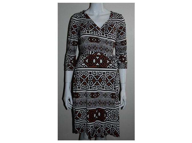Diane Von Furstenberg Vestido cruzado de seda con estampado azteca New Julian Two de DvF Multicolor - vista 2