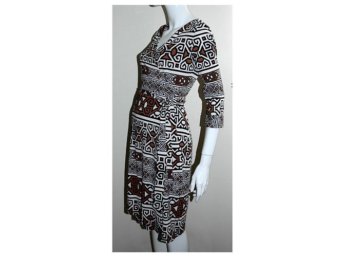 Diane Von Furstenberg Vestido cruzado de seda con estampado azteca New Julian Two de DvF Multicolor - vista 4