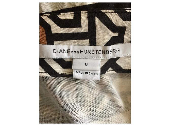 Diane Von Furstenberg Vestido cruzado de seda con estampado azteca New Julian Two de DvF Multicolor - vista 6