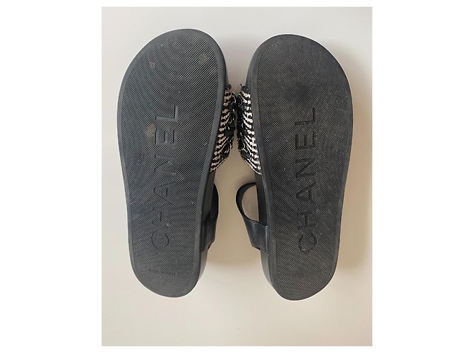 Sandali Chanel Dad in pelle nera e tweed con catena d'argento Nero - vista 9