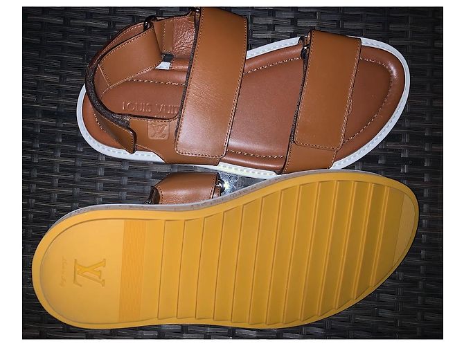 Sandali Louis Vuitton Uomo in Pelle Marrone - vista 3