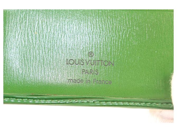 Louis Vuitton Portafoglio a libro da uomo in pelle Epi Borneo verde Slender Multiple - vista 11
