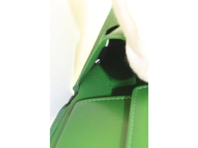 Louis Vuitton Portafoglio a libro da uomo in pelle Epi Borneo verde Slender Multiple - vista 9
