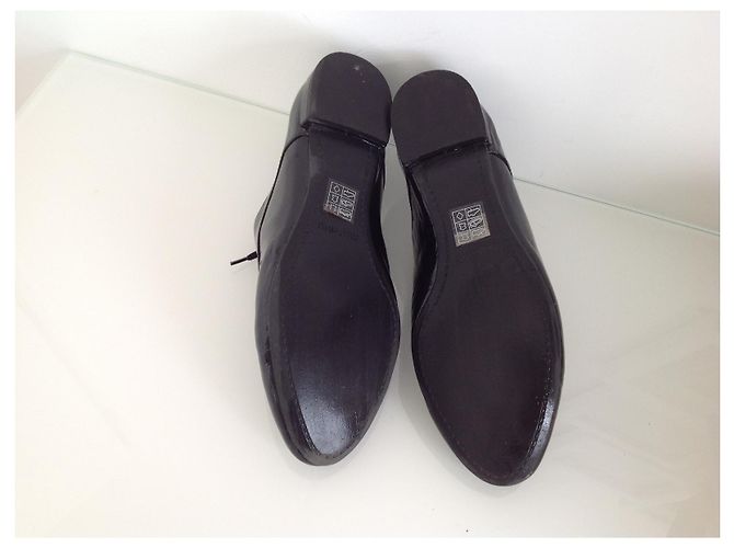 Miu Miu Derby in vernice nera Nero - vista 3