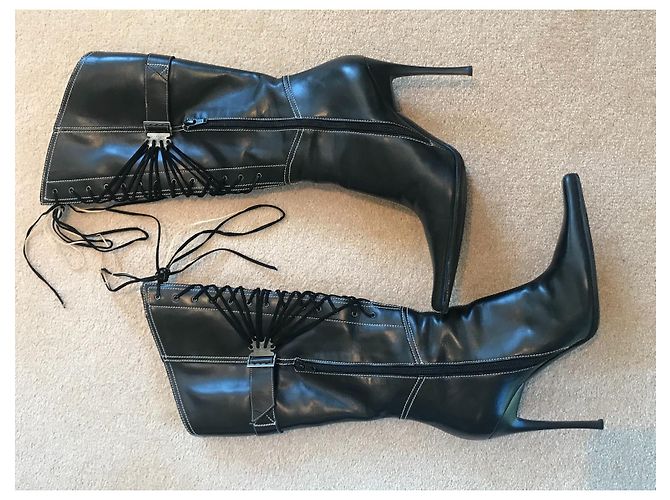 Botas Casadei de piel negra con tacón alto Negro - vista 2