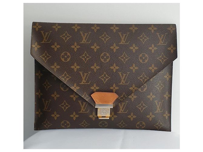 Louis Vuitton Bolsillo con solapa Castaño - vista 2