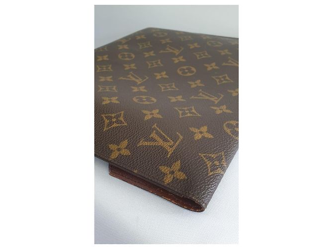 Louis Vuitton Bolsillo con solapa Castaño - vista 9