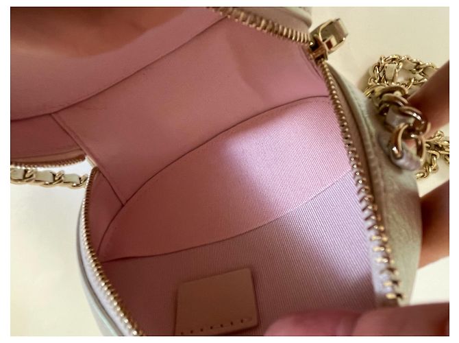 Chanel Tasche mit Kette - Ansicht 12