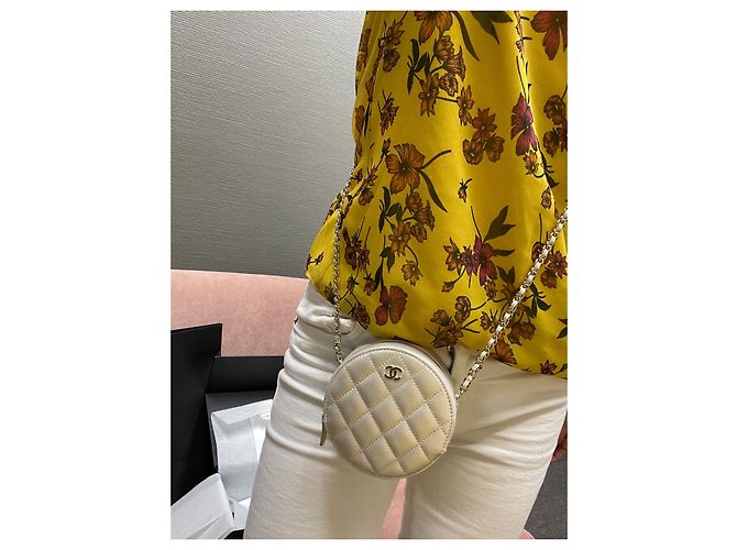 Chanel Tasche mit Kette - Ansicht 14