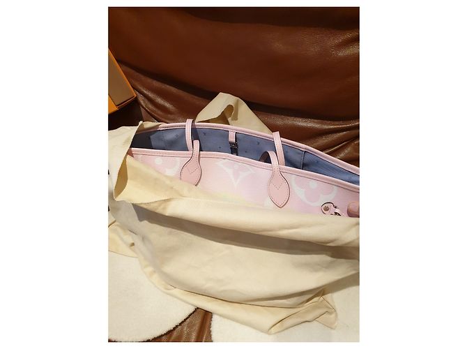 Borsa a mano Louis Vuitton Neverfull Escale Pastello in Poliammide Multicolore - vista 7
