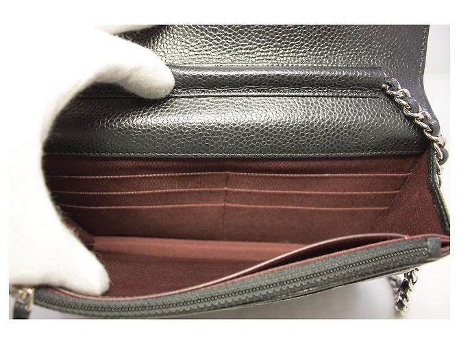 Wallet On Chain CHANEL Portafoglio con caviale su catena WOC Borsa a tracolla nera con tracolla Nero - vista 10