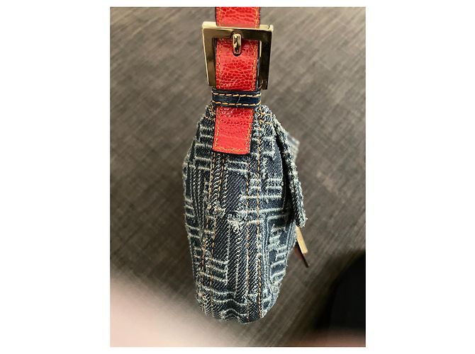 Borsa a mano Fendi Baguette in denim blu - vista 3