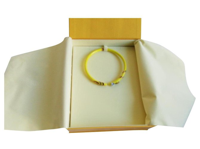 Fendi Necklaces Yellow Metal ref.311105 - Joli Closet