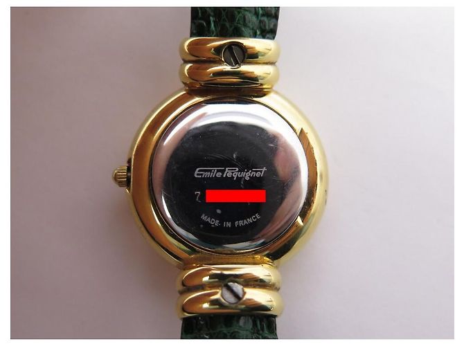 Relógio pequignet 28 PLACA DE OURO MM QUARTZO E COURO DE LEZARD VERDE + CAIXA DE RELÓGIO DE AÇO Dourado - vista 4