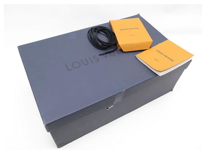 NUOVE SCARPE LOUIS VUITTON VOLTAIRE 7 IT 42 FR DERBY PELLE NERA + SCATOLA Nero - vista 10
